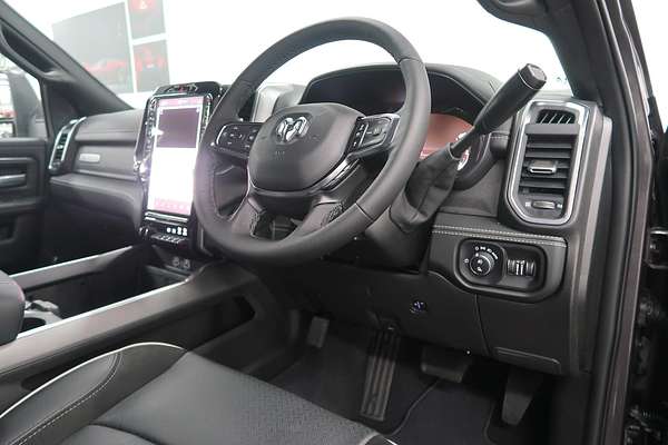 2025 RAM 2500 Laramie DJ 4X4