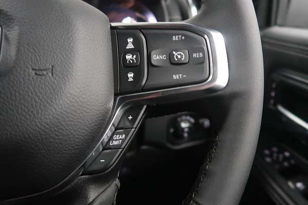 2025 RAM 2500 Laramie DJ 4X4