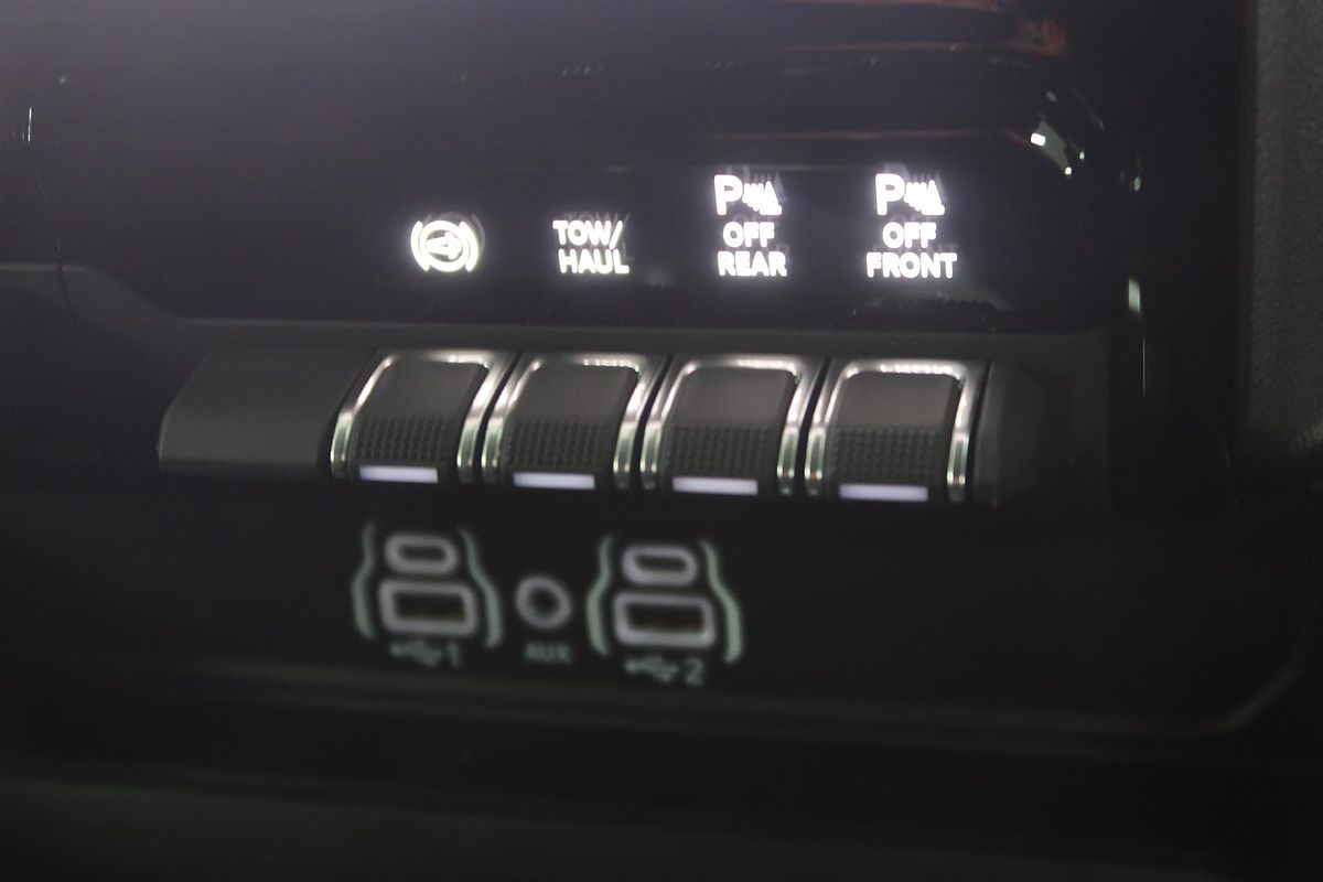 2025 RAM 2500 Laramie DJ 4X4