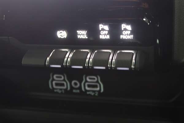 2025 RAM 2500 Laramie DJ 4X4