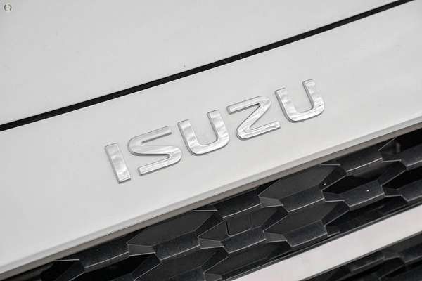 2025 Isuzu MU-X