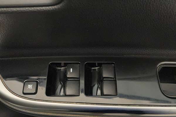 2020 Mitsubishi Triton GLS MR 4X4