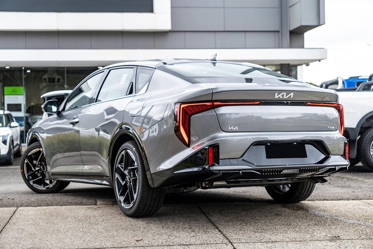 2025 Kia K4 GT-Line CL4m