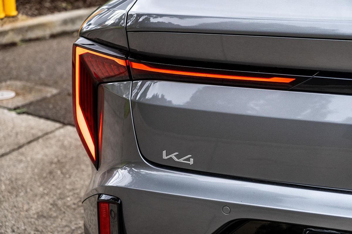 2025 Kia K4 GT-Line CL4m