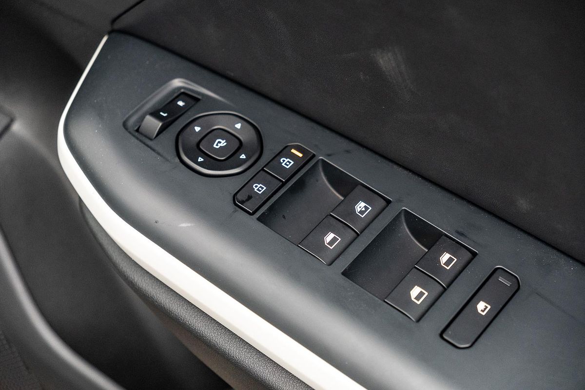 2025 Kia K4 GT-Line CL4m