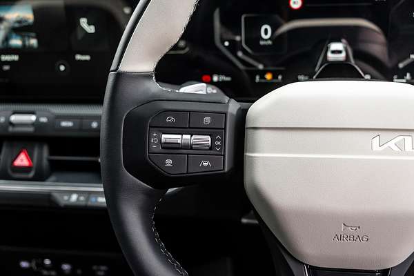 2025 Kia K4 GT-Line CL4m