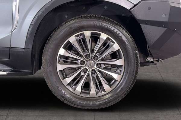 2020 LDV D90 Executive SV9A