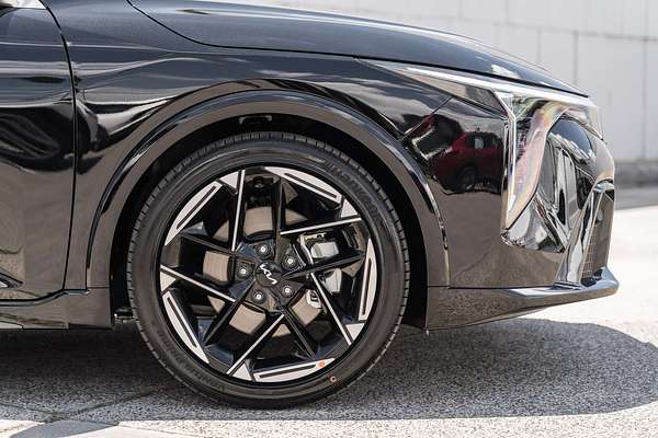 2025 Kia K4 GT-Line CL4m