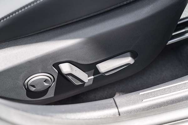 2025 Kia K4 GT-Line CL4m