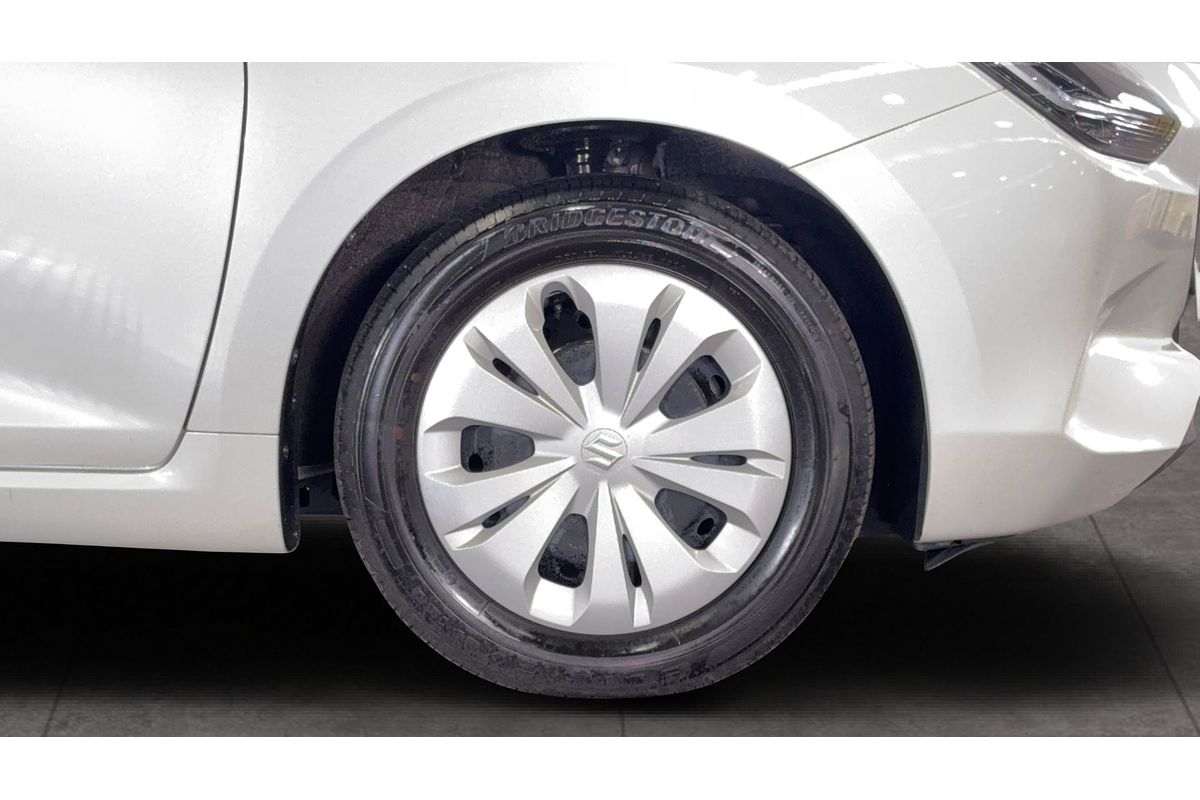 2024 Suzuki Swift Hybrid UZ