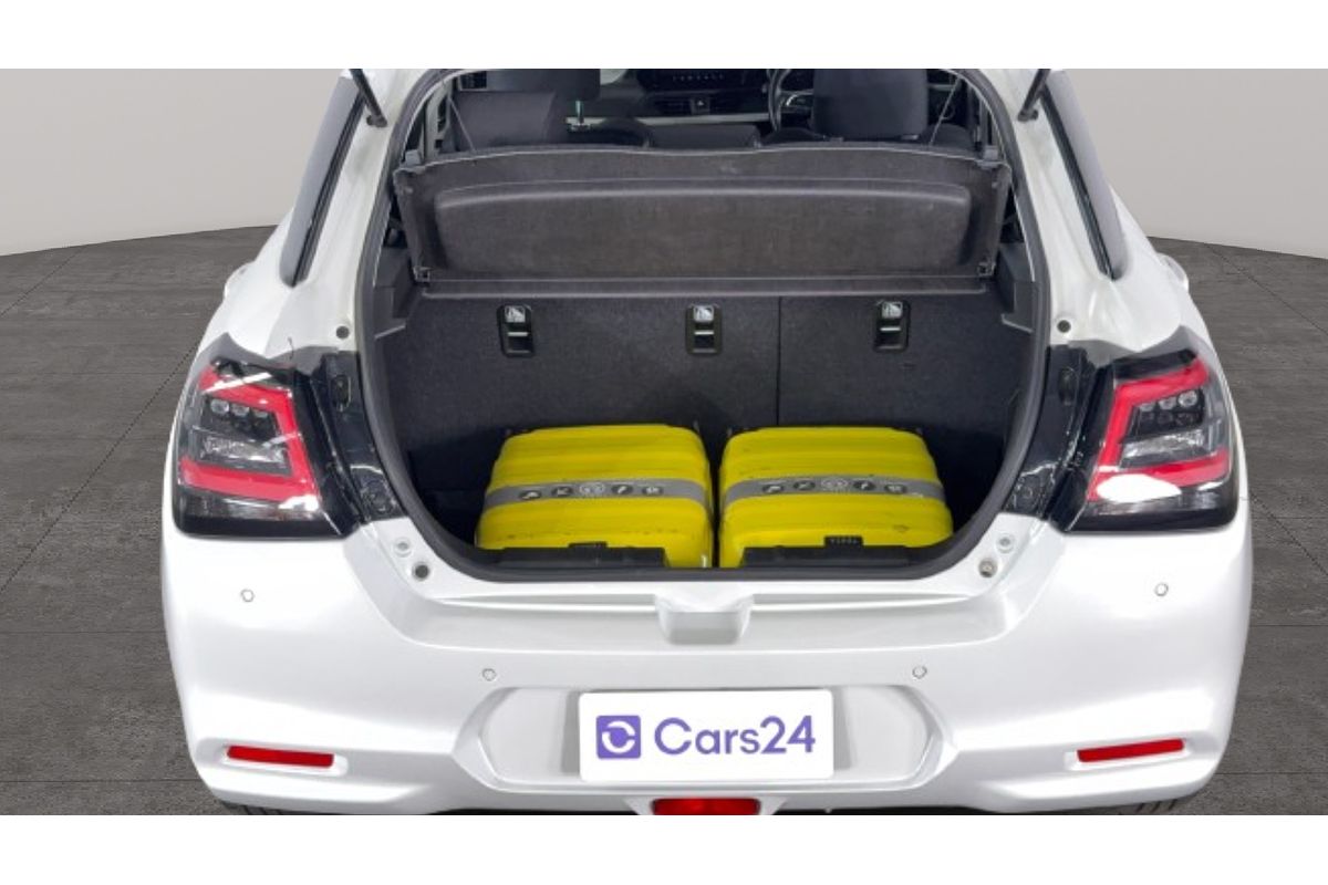 2024 Suzuki Swift Hybrid UZ