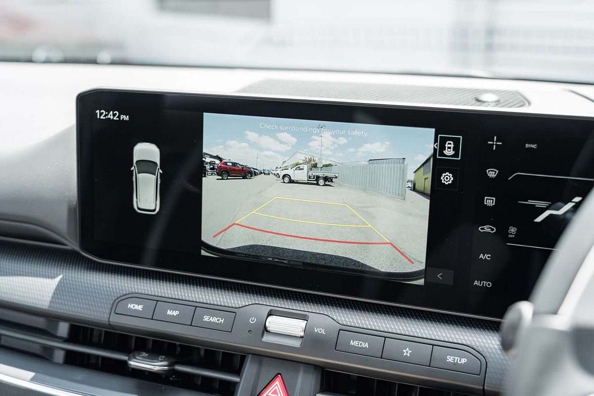 2025 Kia K4 GT-Line CL4m