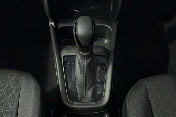 2024 Suzuki Swift Hybrid UZ