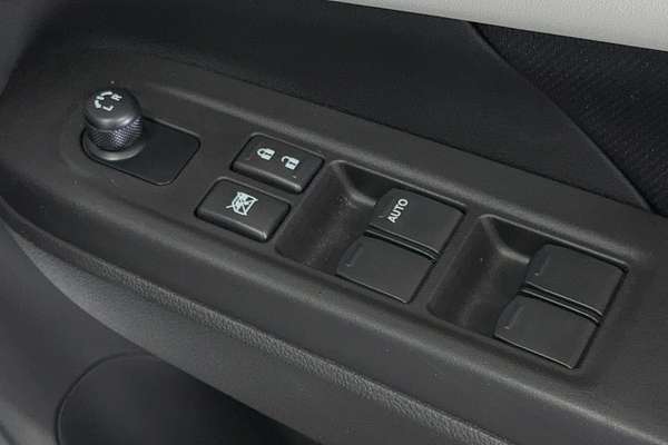 2024 Suzuki Swift Hybrid UZ