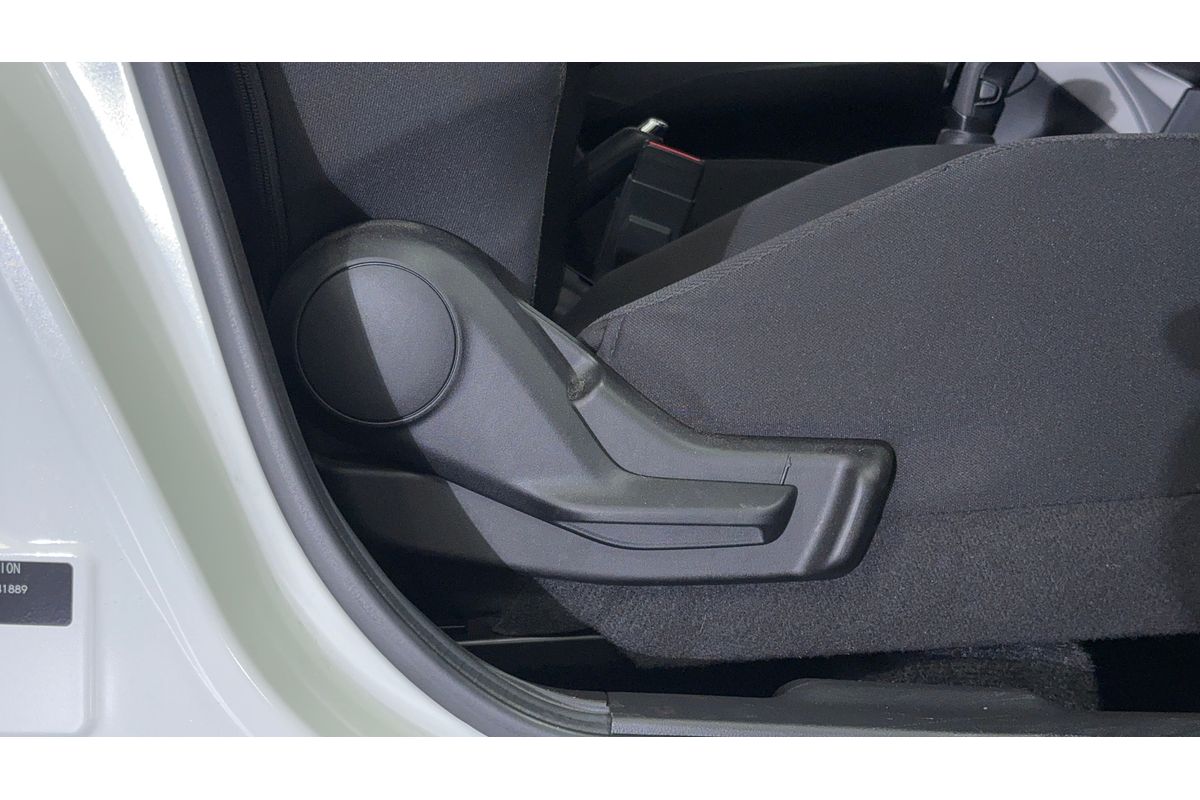 2024 Suzuki Swift Hybrid UZ