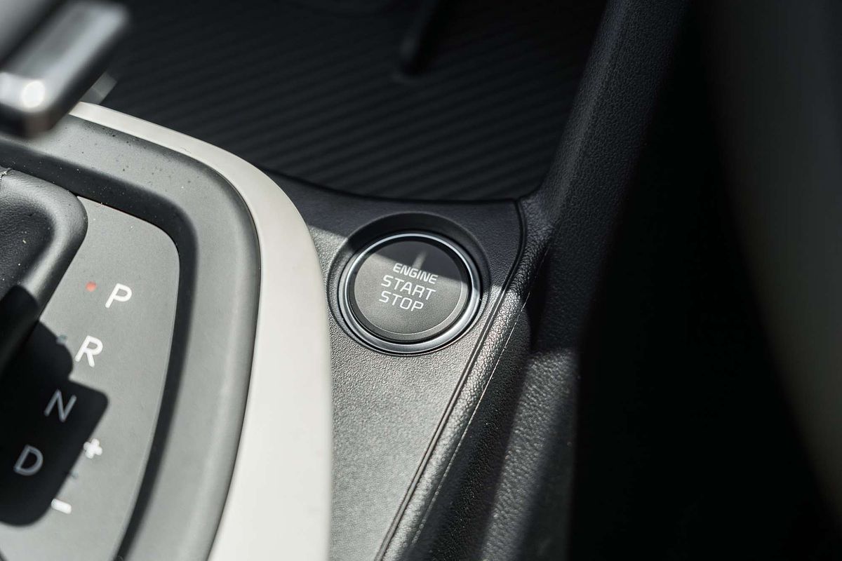 2025 Kia K4 GT-Line CL4m