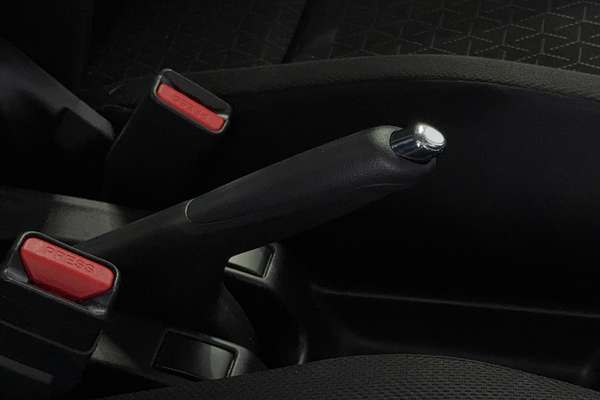 2024 Suzuki Swift Hybrid UZ