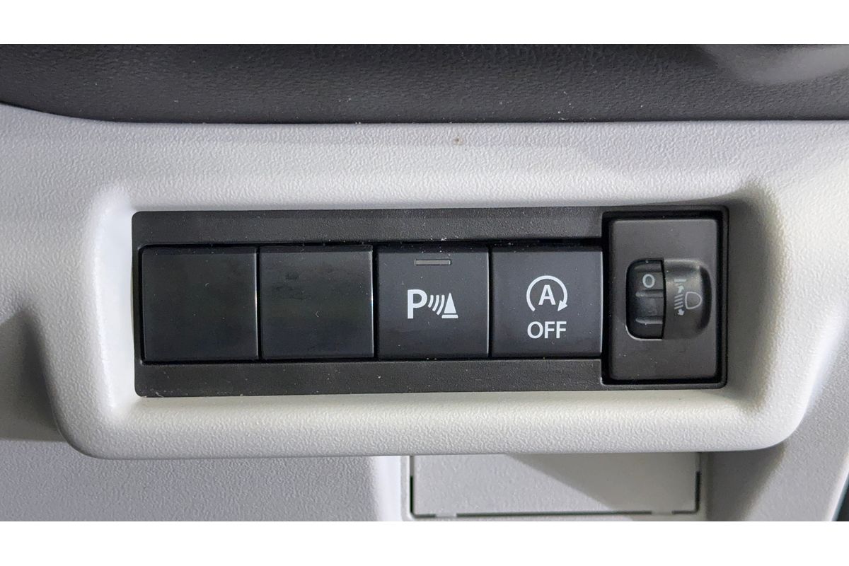 2024 Suzuki Swift Hybrid UZ