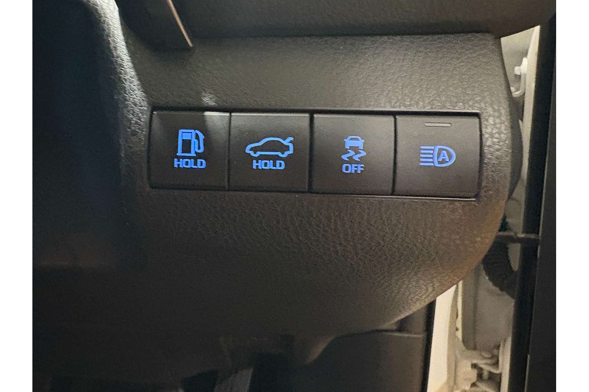 2022 Toyota Camry Ascent AXVA70R