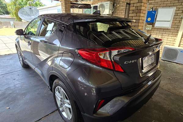 2022 Toyota C-HR GXL NGX10R