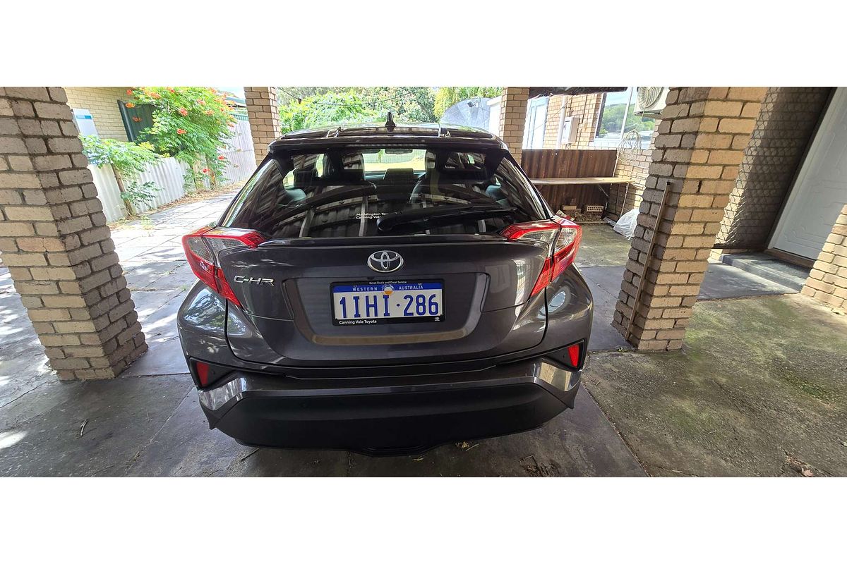 2022 Toyota C-HR GXL NGX10R