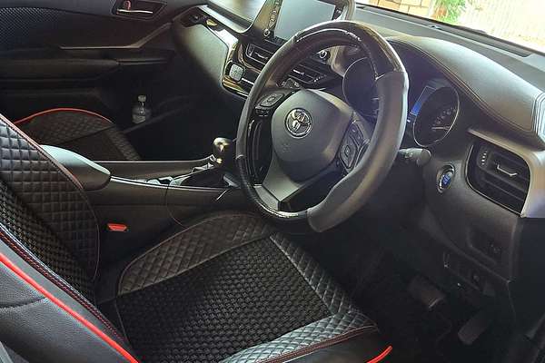 2022 Toyota C-HR GXL NGX10R