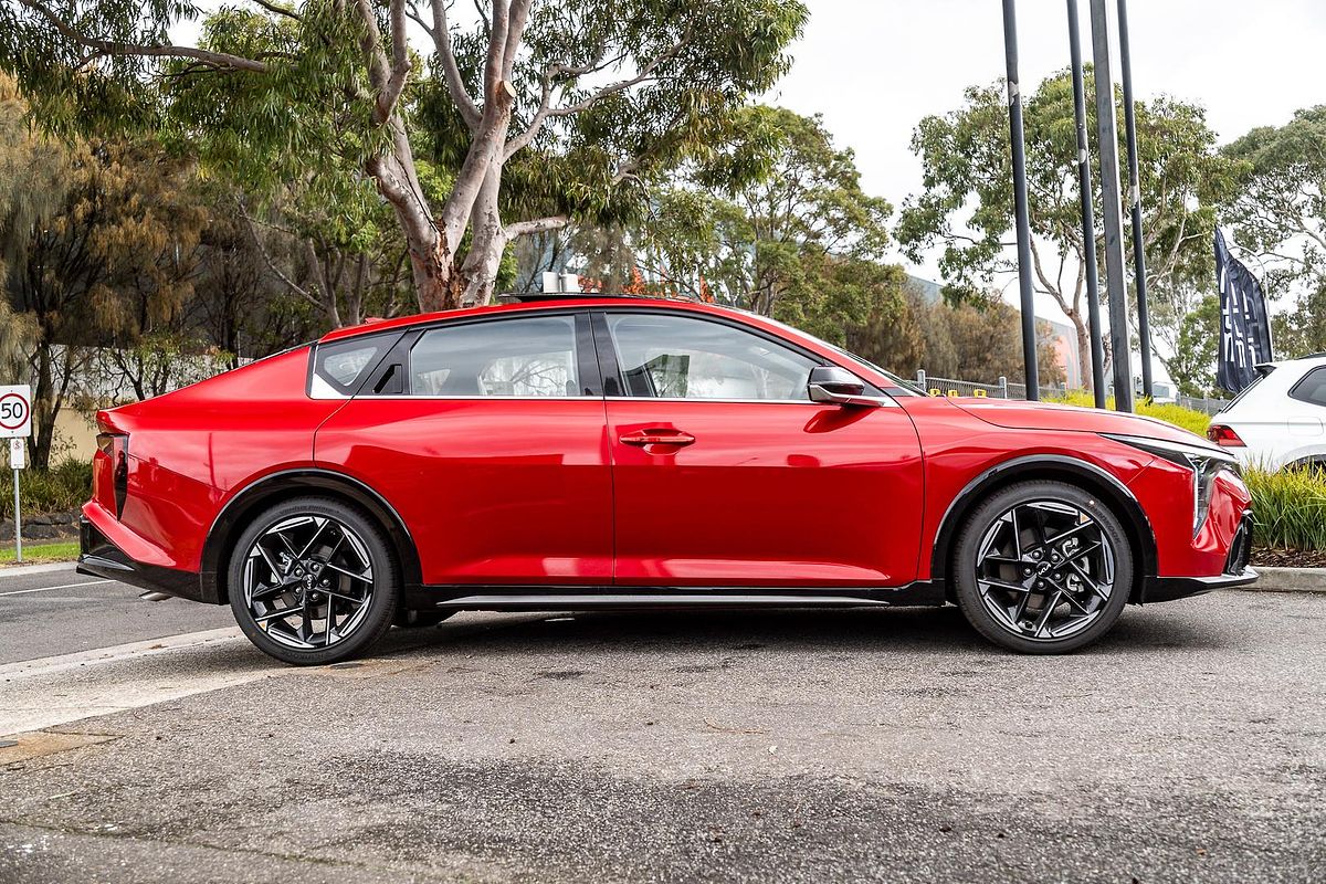 2025 Kia K4 GT-Line CL4m