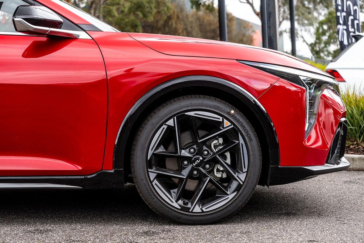 2025 Kia K4 GT-Line CL4m