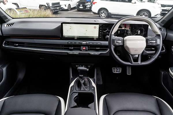 2025 Kia K4 GT-Line CL4m