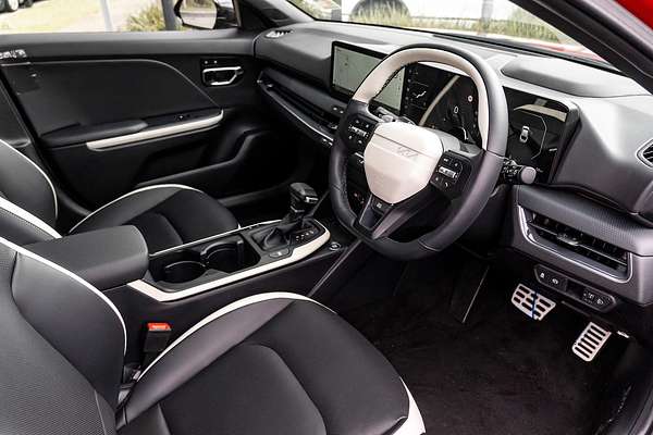 2025 Kia K4 GT-Line CL4m