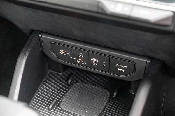 2025 Kia K4 GT-Line CL4m