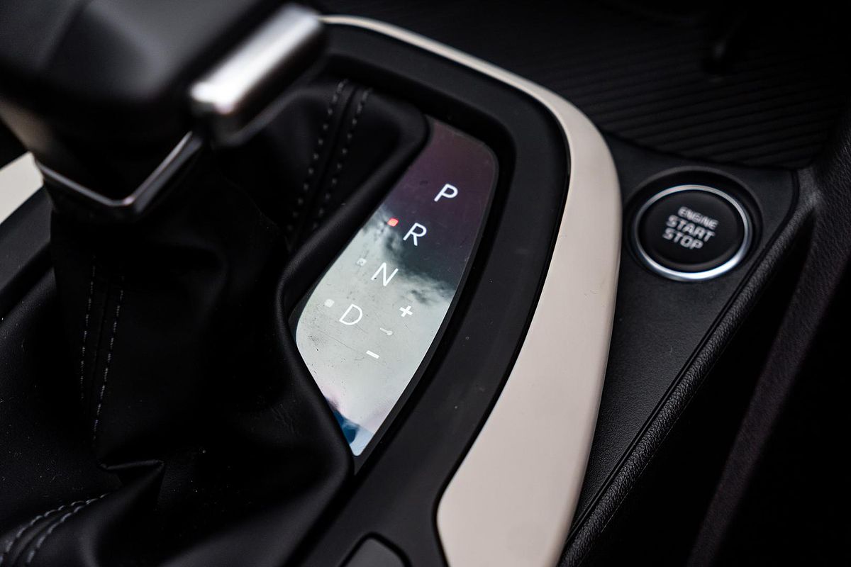 2025 Kia K4 GT-Line CL4m