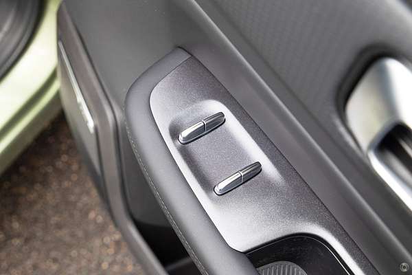 2025 Jaecoo J7 SHS Summit