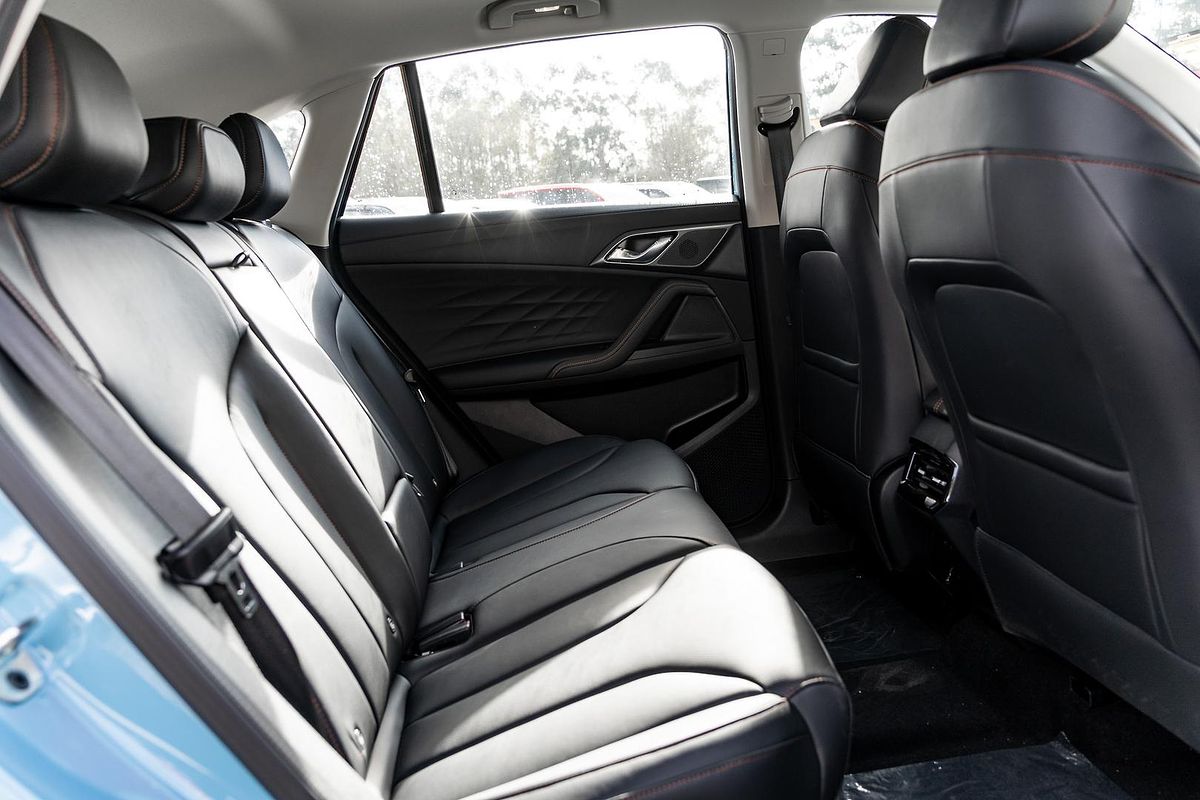 2025 MG HS Super Hybrid Excite AS33P