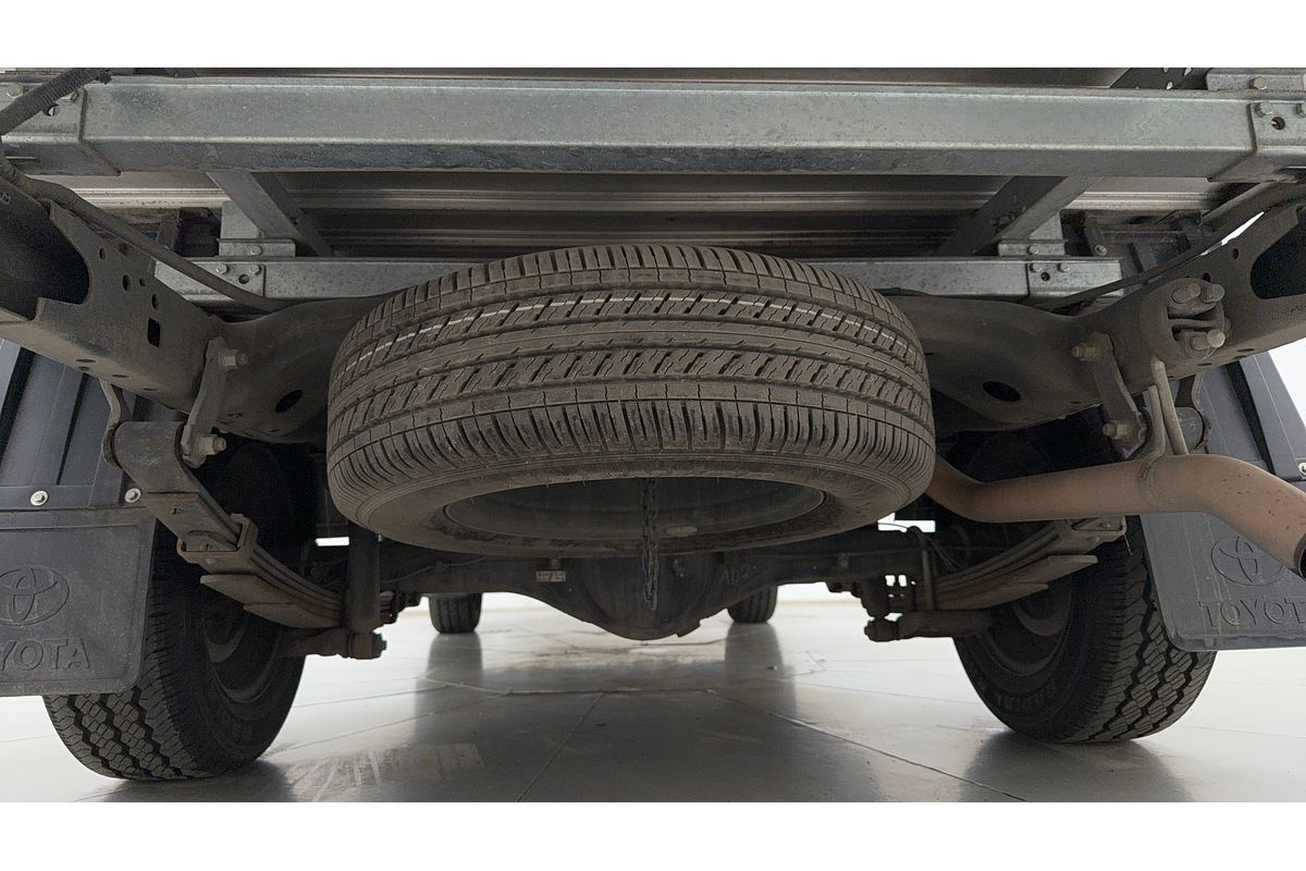 2016 Toyota Hilux Workmate TGN121R Rear Wheel Drive