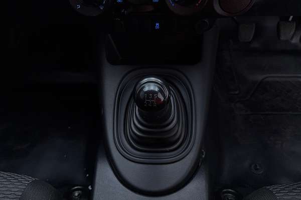 2016 Toyota Hilux Workmate TGN121R Rear Wheel Drive