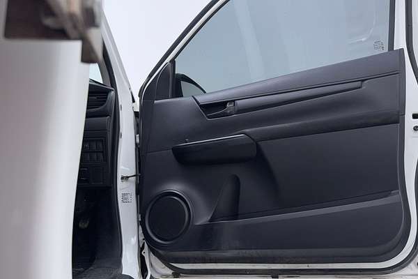 2016 Toyota Hilux Workmate TGN121R Rear Wheel Drive