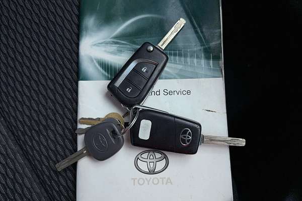 2016 Toyota Hilux Workmate TGN121R Rear Wheel Drive