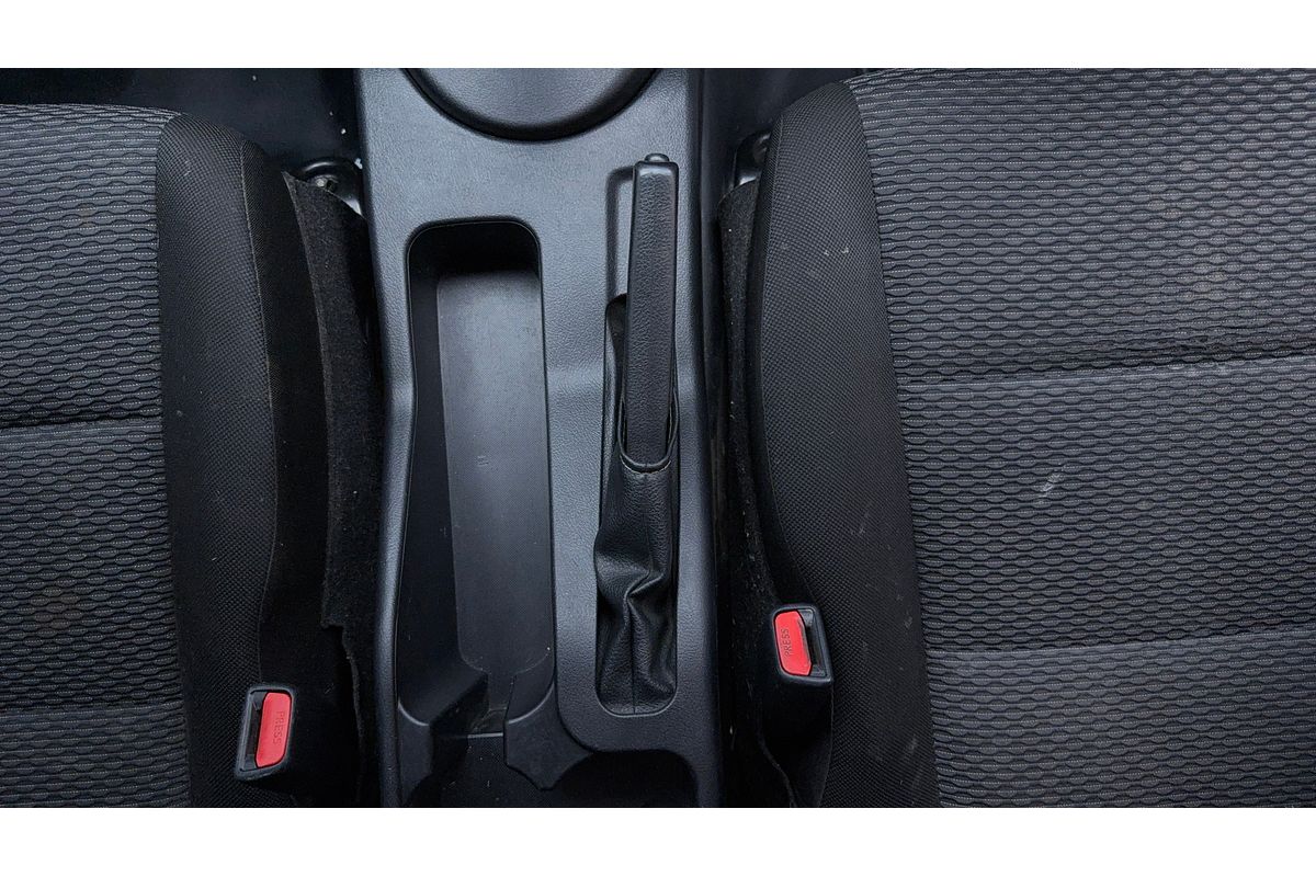 2016 Toyota Hilux Workmate TGN121R Rear Wheel Drive