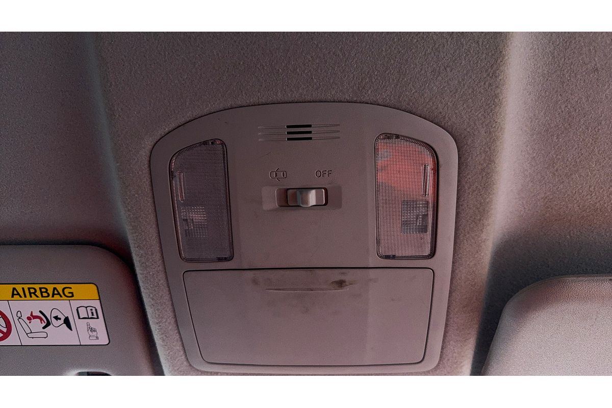 2016 Toyota Hilux Workmate TGN121R Rear Wheel Drive