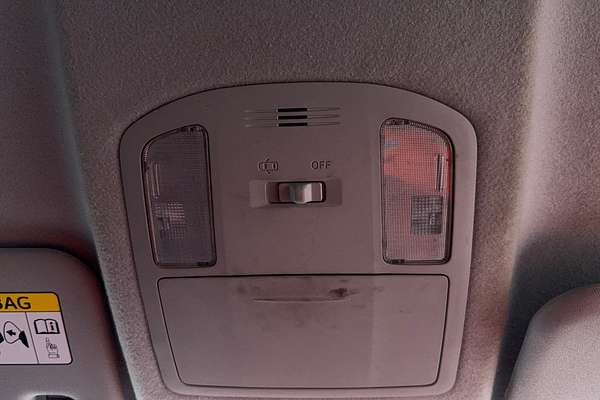 2016 Toyota Hilux Workmate TGN121R Rear Wheel Drive