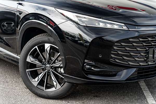 2025 MG HS Super Hybrid Essence AS33P