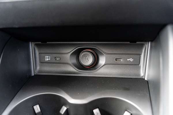 2025 MG HS Super Hybrid Essence AS33P