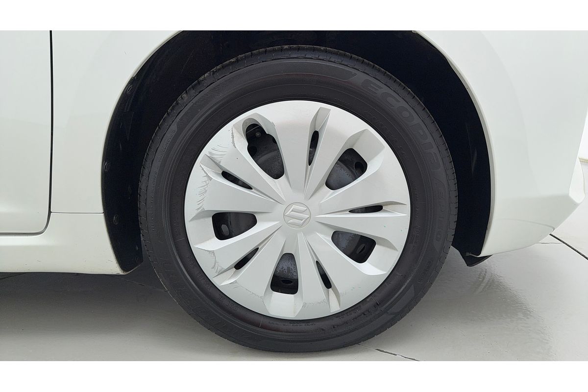 2024 Suzuki Swift Hybrid UZ