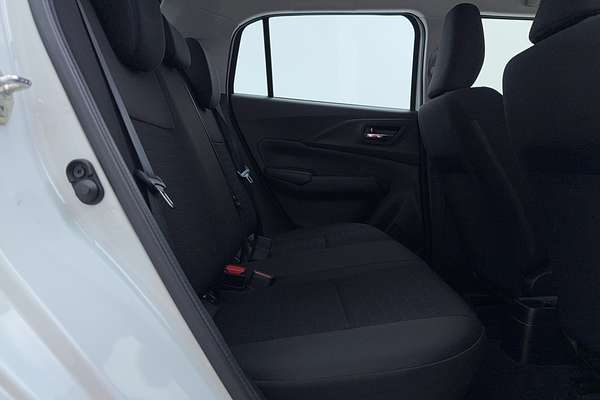 2024 Suzuki Swift Hybrid UZ