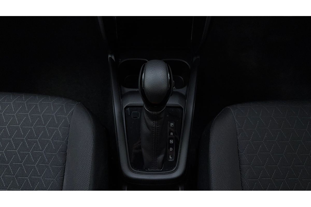 2024 Suzuki Swift Hybrid UZ