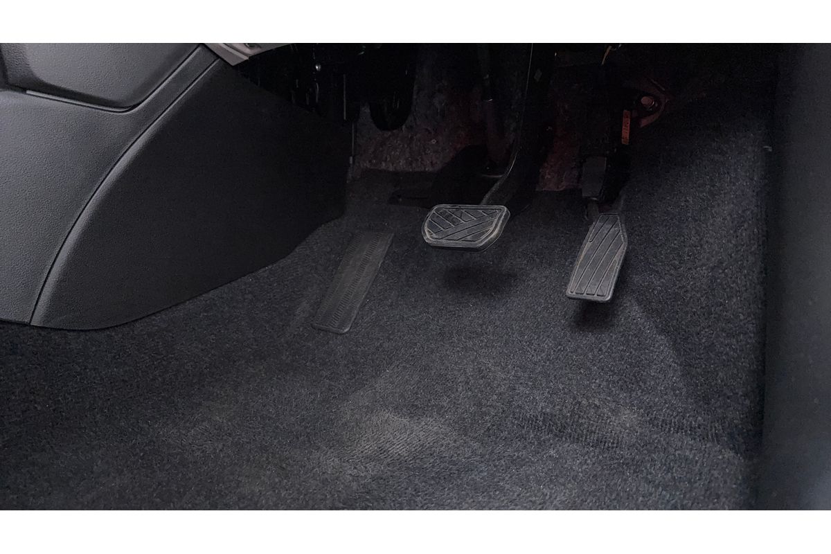 2024 Suzuki Swift Hybrid UZ