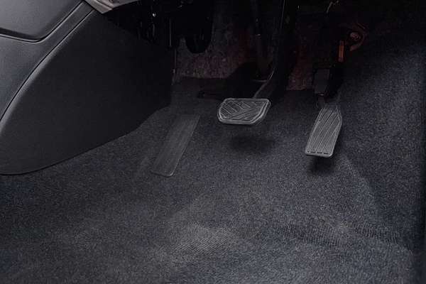 2024 Suzuki Swift Hybrid UZ