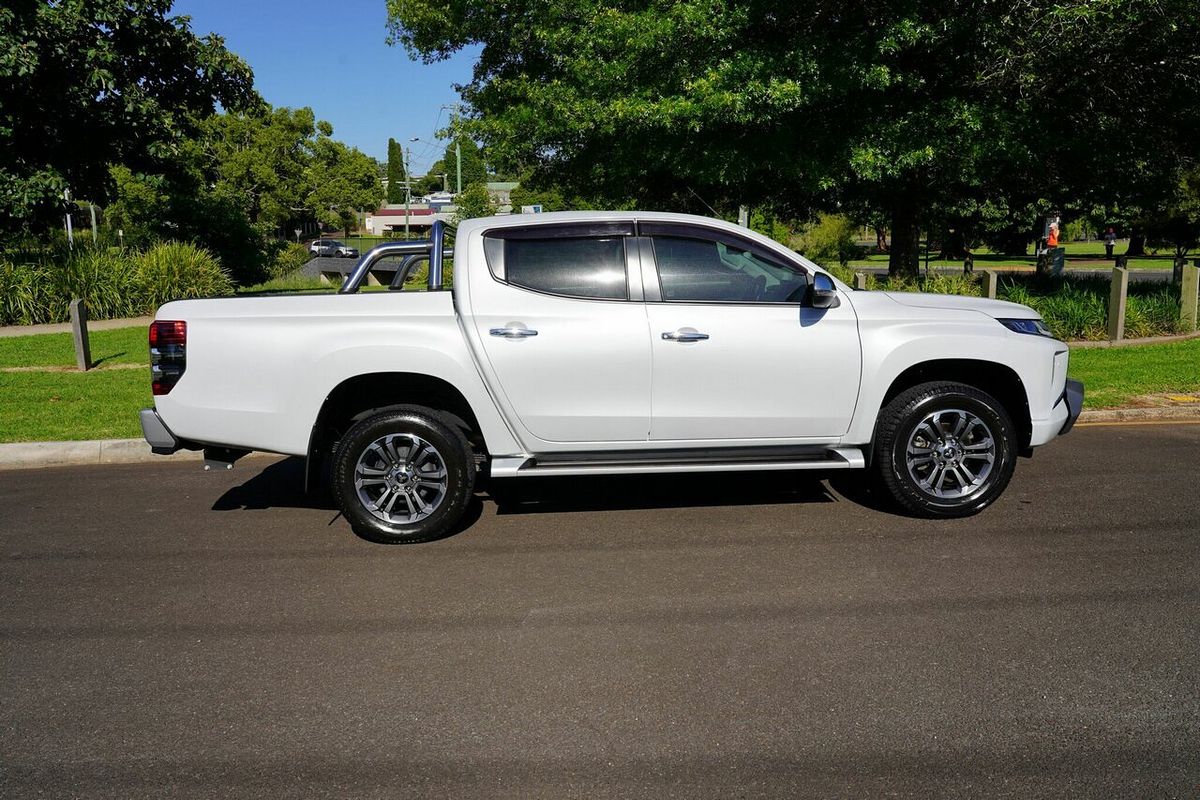 2019 Mitsubishi Triton GLS MR 4X4