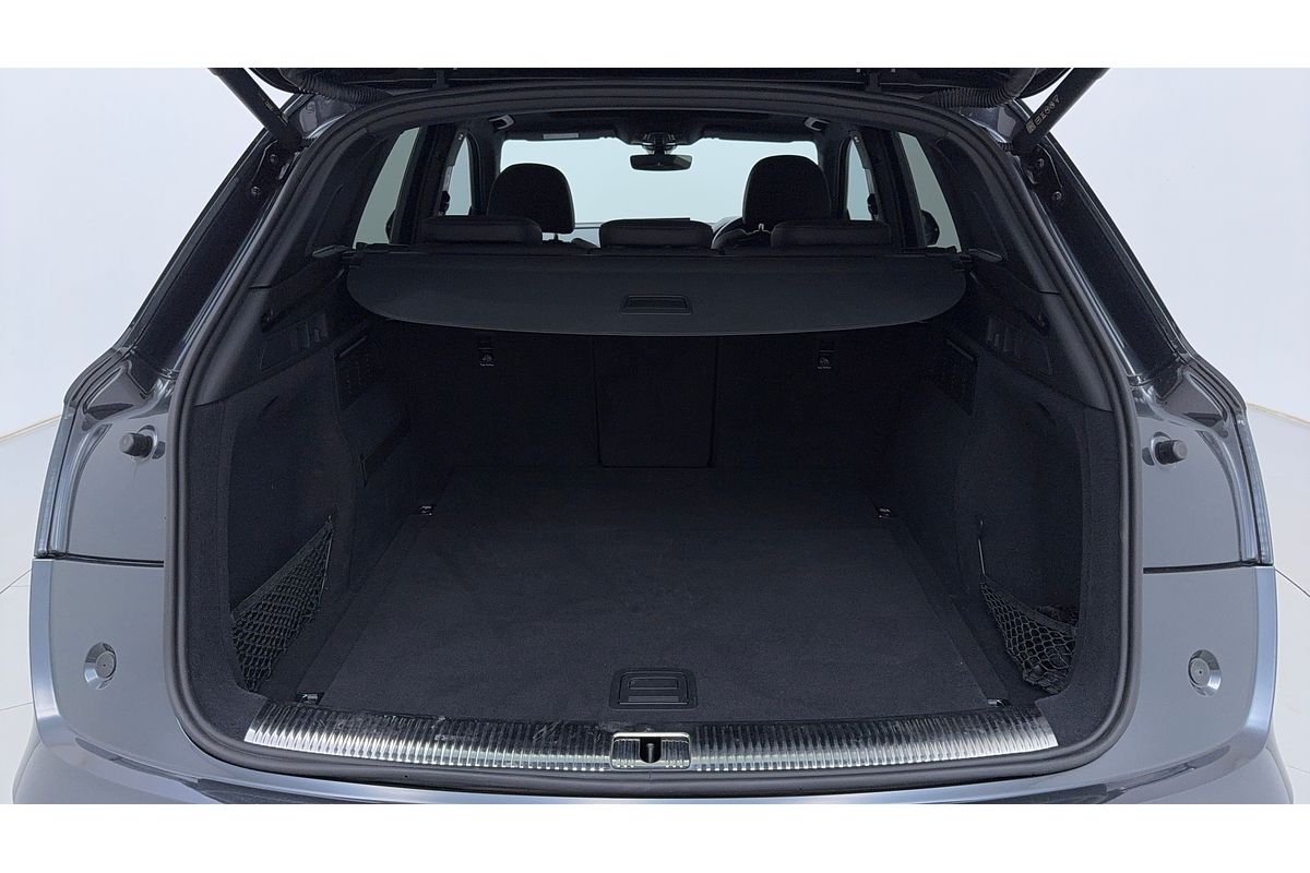 2021 Audi Q5 45 TFSI Sport FY